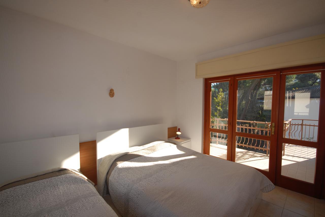 Villa Azalea Lignano Sabbiadoro Extérieur photo